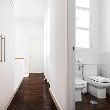 Genteel Larios Apartament *