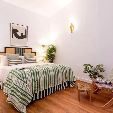 Apartamento Genteel Larios *