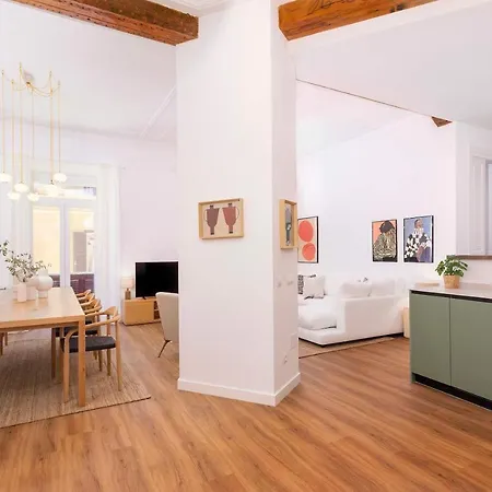 Apartamento Genteel Larios *