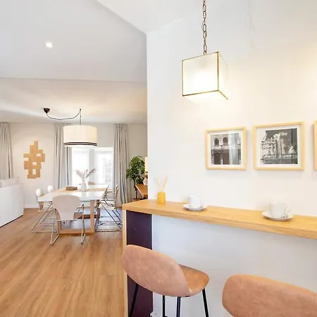 Genteel Larios Apartamento