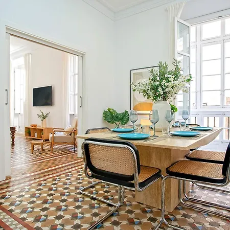 Apartamento Genteel Larios *