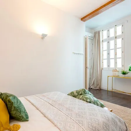 Apartamento Genteel Larios *
